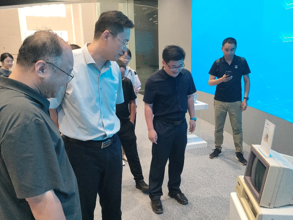 党建共建聚合力 云计算赋能促发展——计算机科学与技术学院教工党支部与济南浪潮数据技术第一党支部签约共建