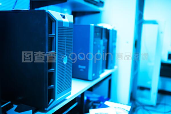 网络服务器与云计算装备技术服务 赋能数字时代的基石